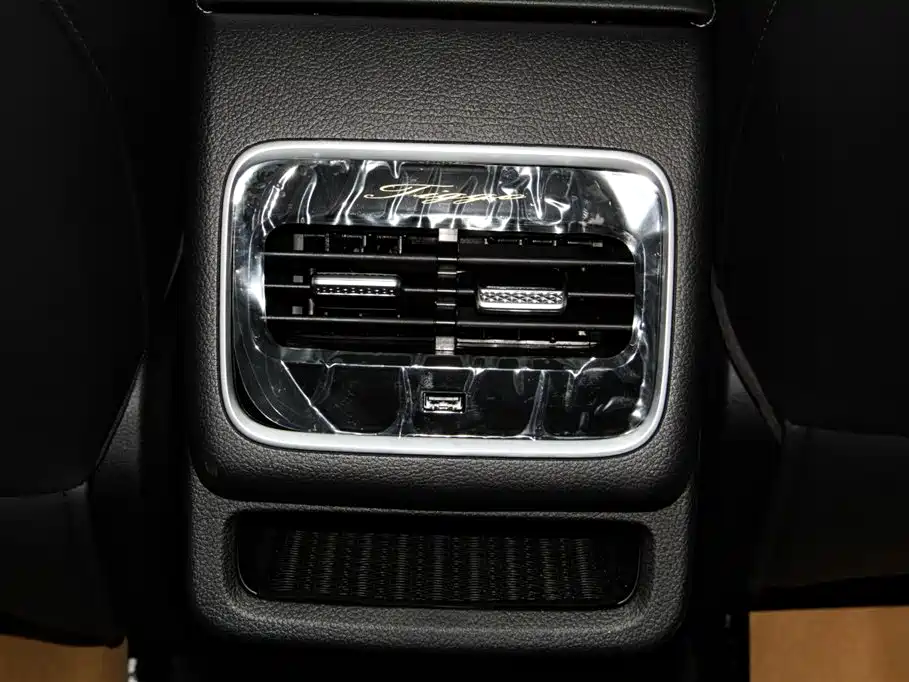 Chery Tiggo 8 PRO NEV 2025 — фото 26