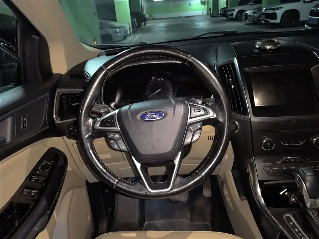 Ford Edge 2015 — фото 6