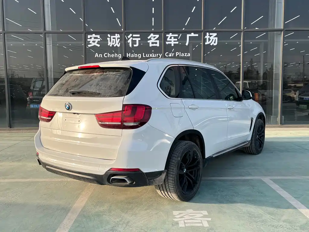 BMW X5 2018 — фото 16