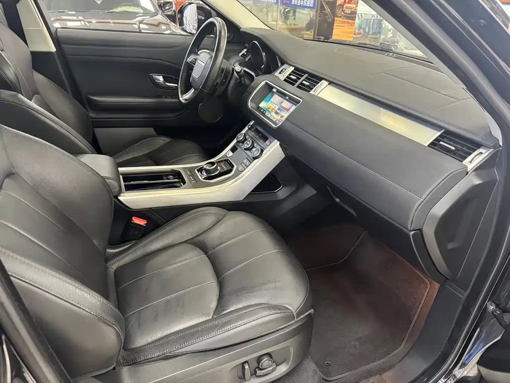 Land Rover Evoque 2018 — фото 9