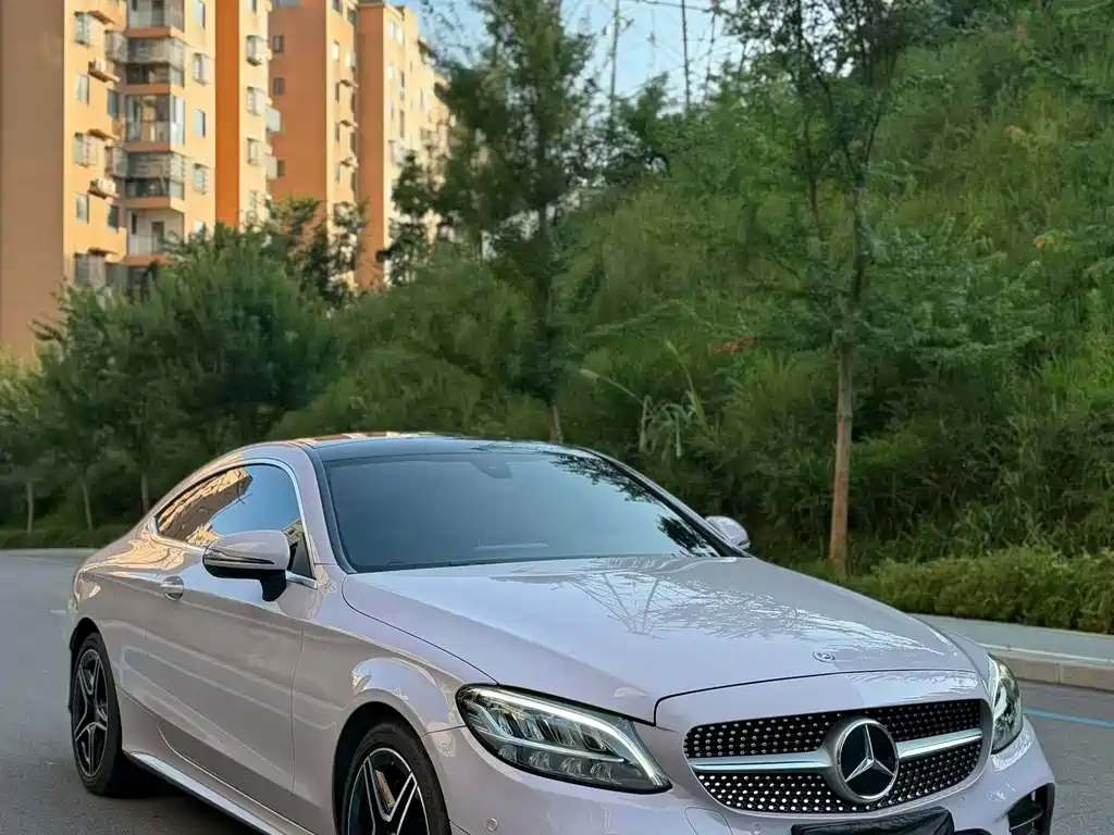Mercedes-Benz C-Class 2021