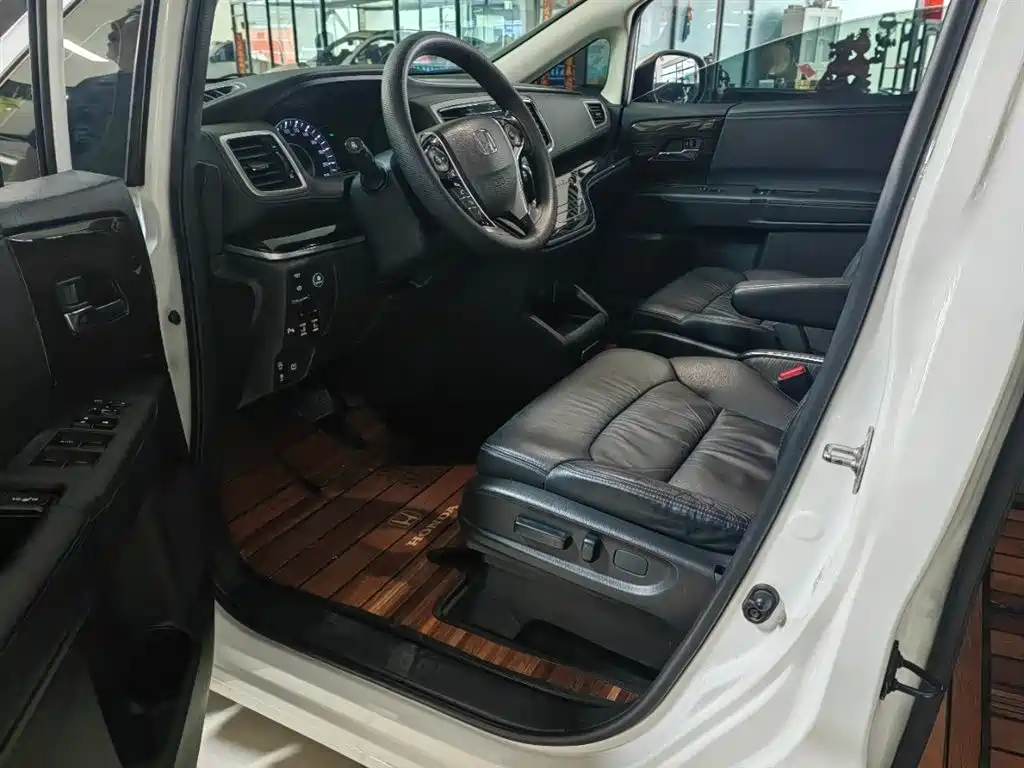 Honda Odyssey 2020 — фото 2