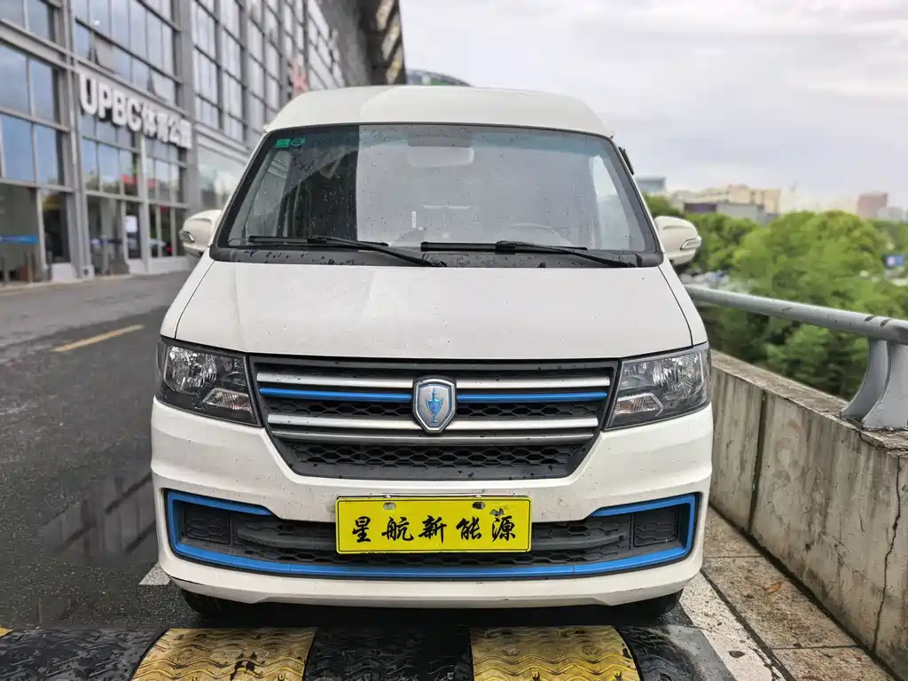 Jinbei Hiace EV 2022 — фото 3