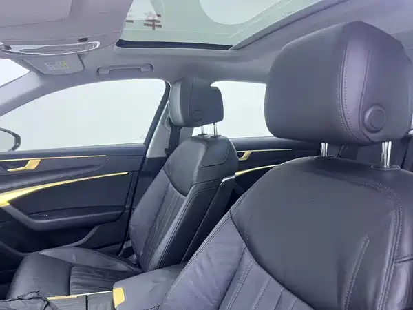 Audi A6L 2020