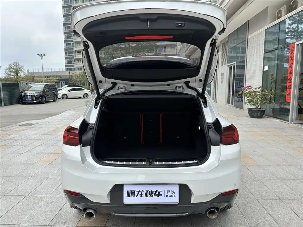 BMW X2 2021 — фото 12