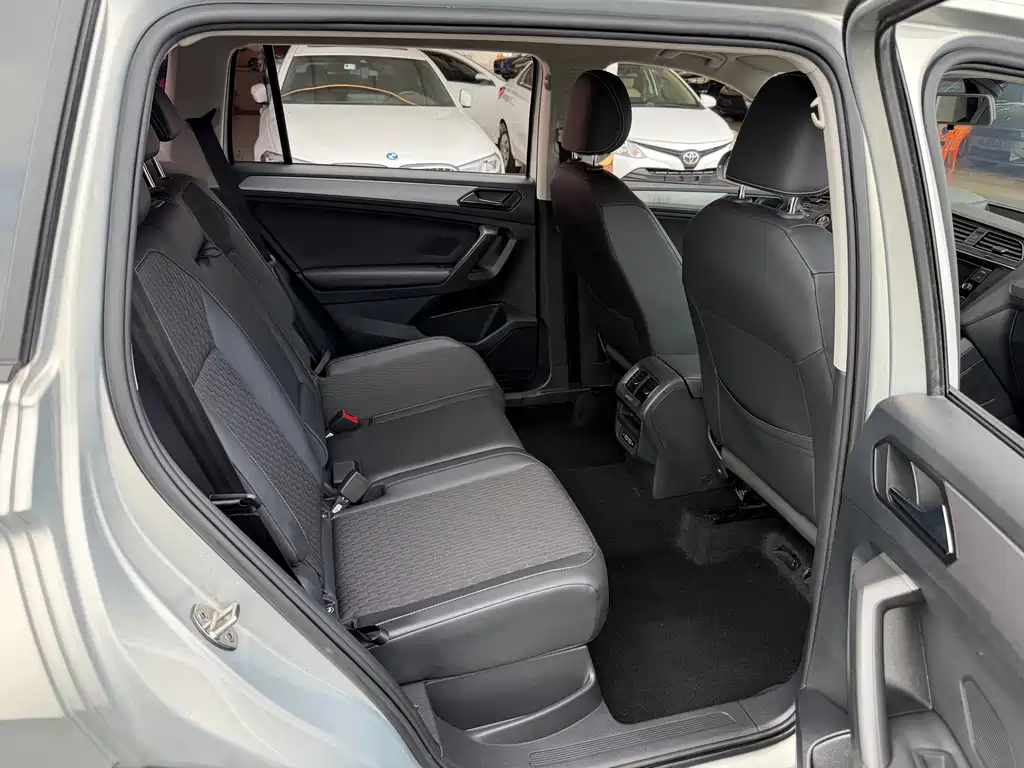 Volkswagen Tiguan L 2019 — фото 17