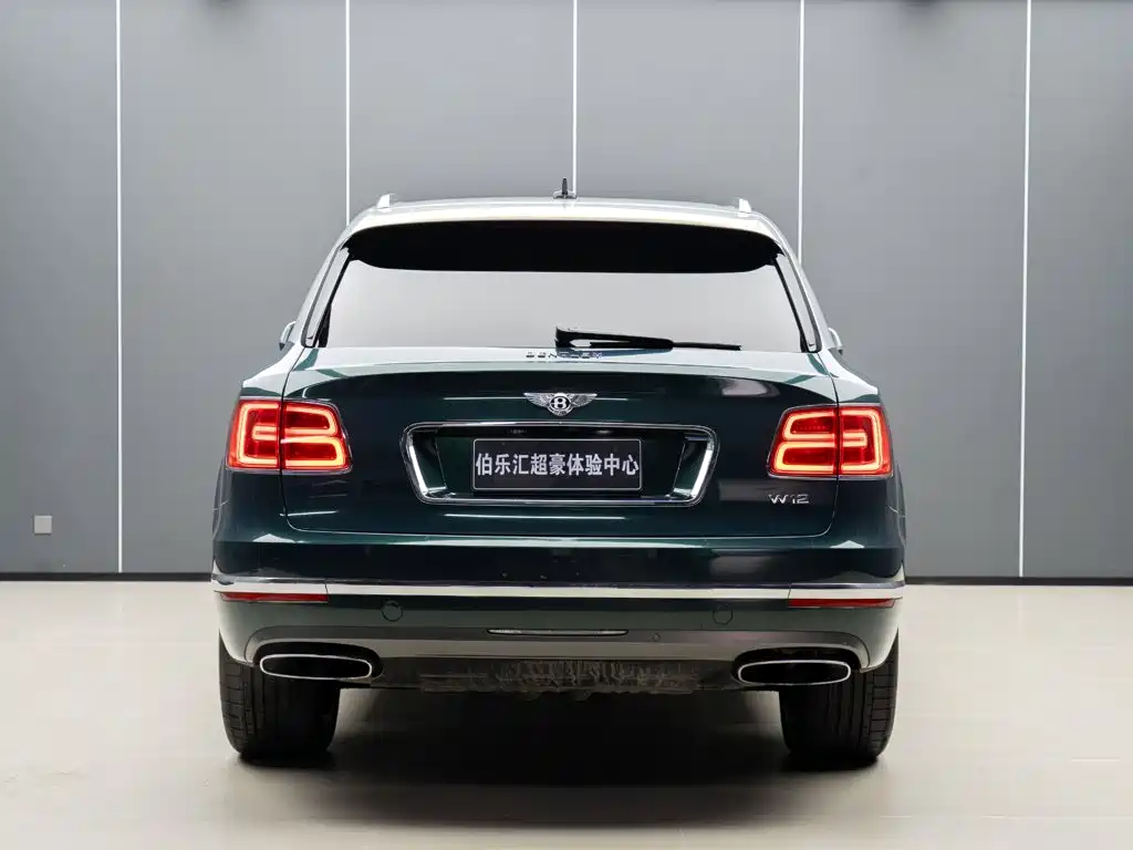 Bentley Bentayga 2017 — фото 7