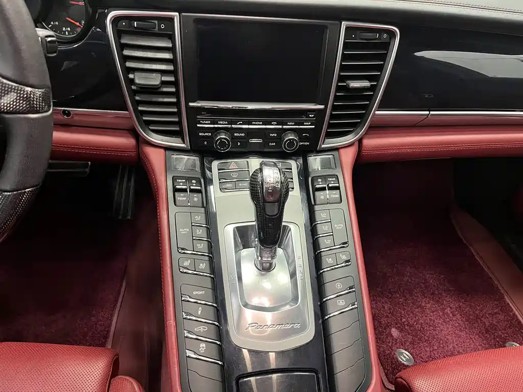 Porsche Panamera 2016 — фото 15