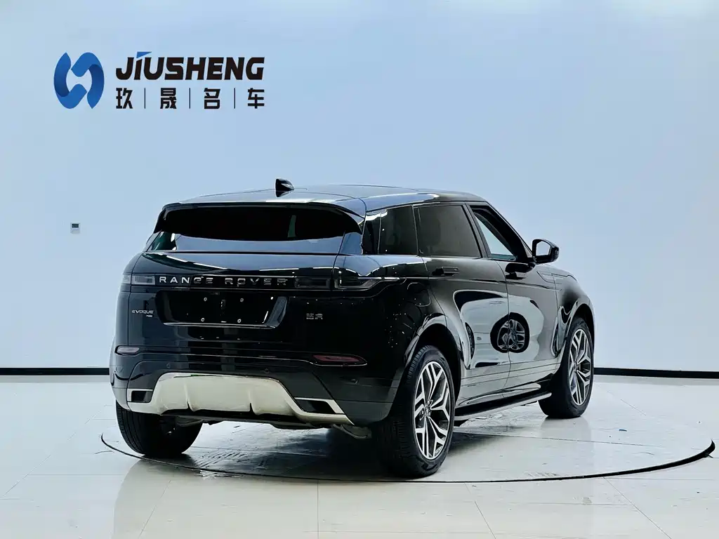 Land Rover Range Rover Evoque 2023 — фото 22
