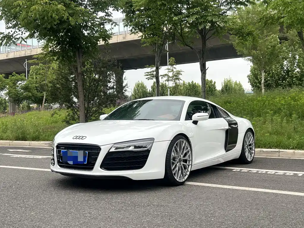 Audi R8 2016 — фото 2