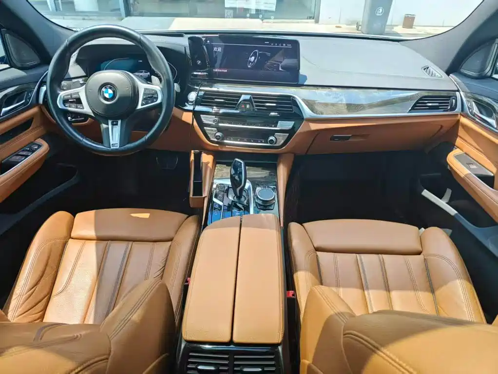 BMW 6 Series GT 2022 — фото 9