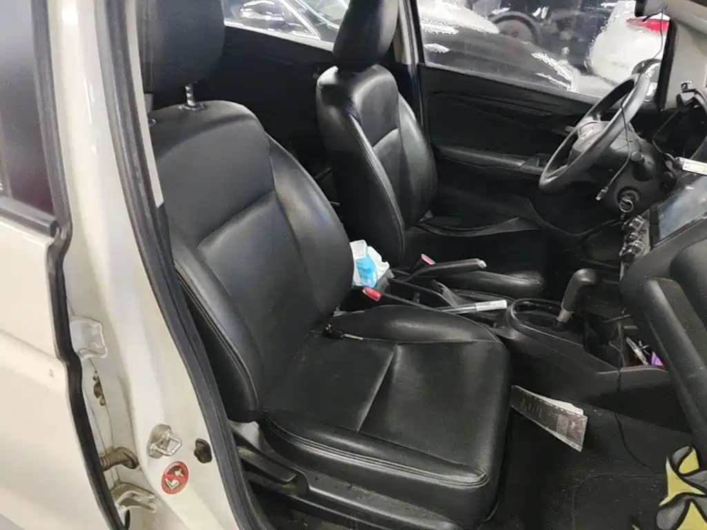 Honda Fit 2017 — фото 25