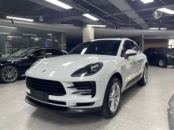 Porsche Macan 2020