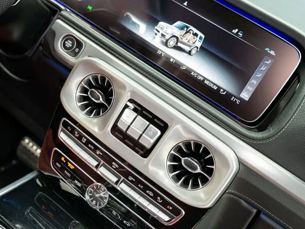 Mercedes-Benz G-Class AMG 2023 — фото 12