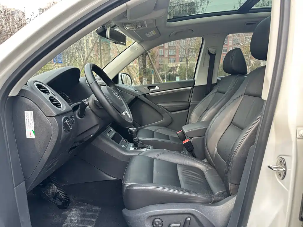Volkswagen Tiguan 2015 — фото 4