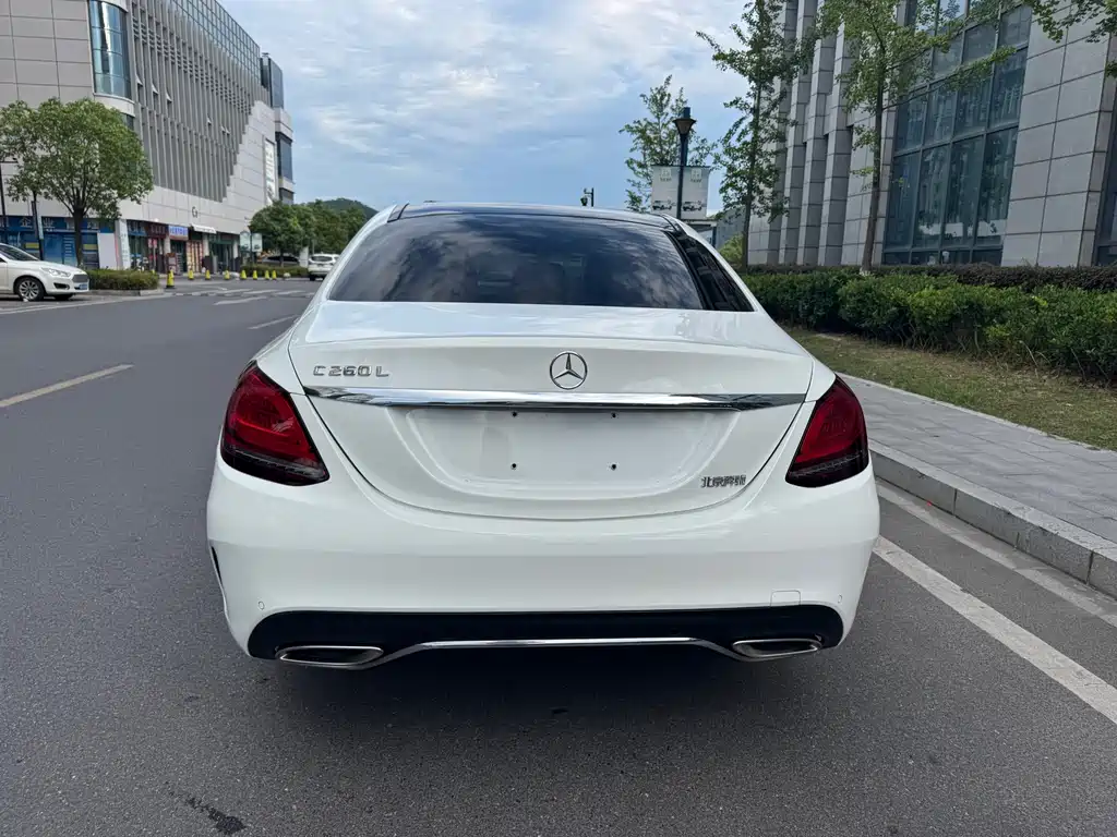 Mercedes-Benz C-Class 2019