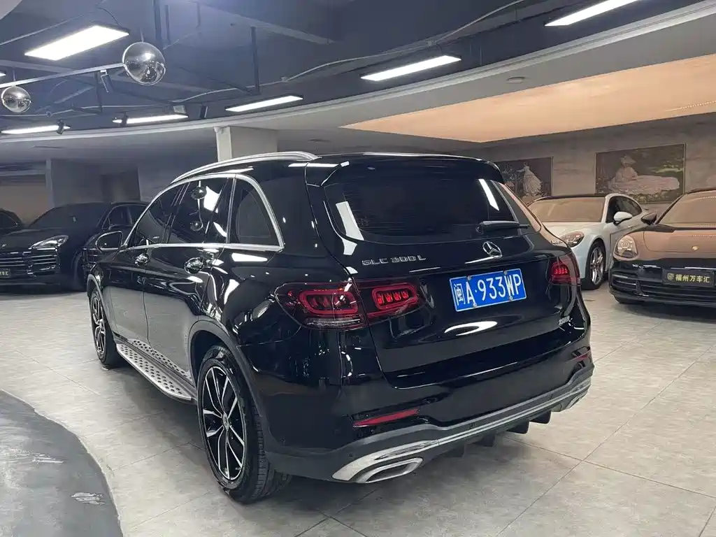 Mercedes-Benz GLC 2021