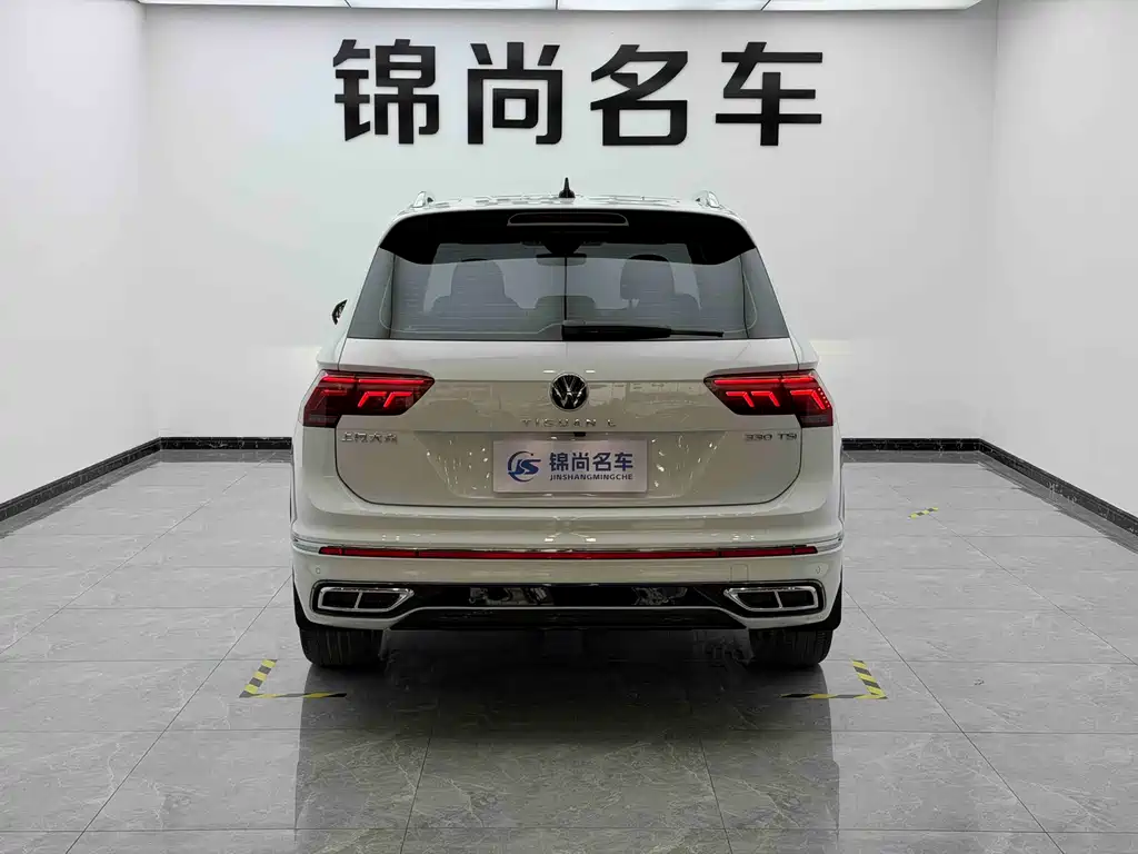 Volkswagen Tiguan L 2023 — фото 29