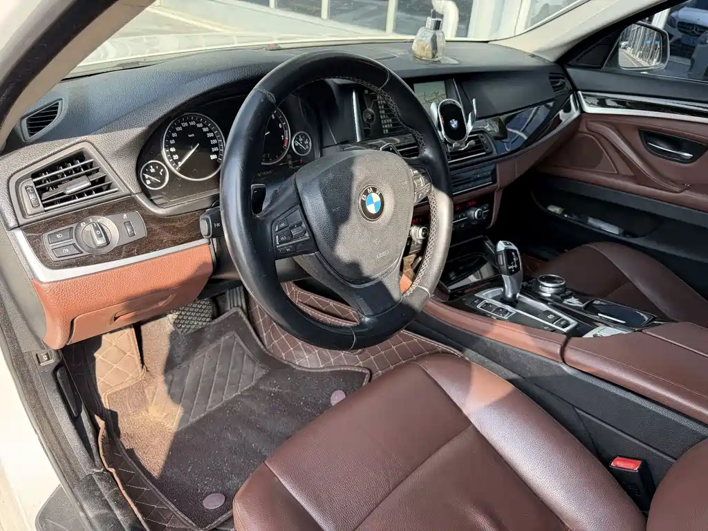 BMW 5 Series 2015