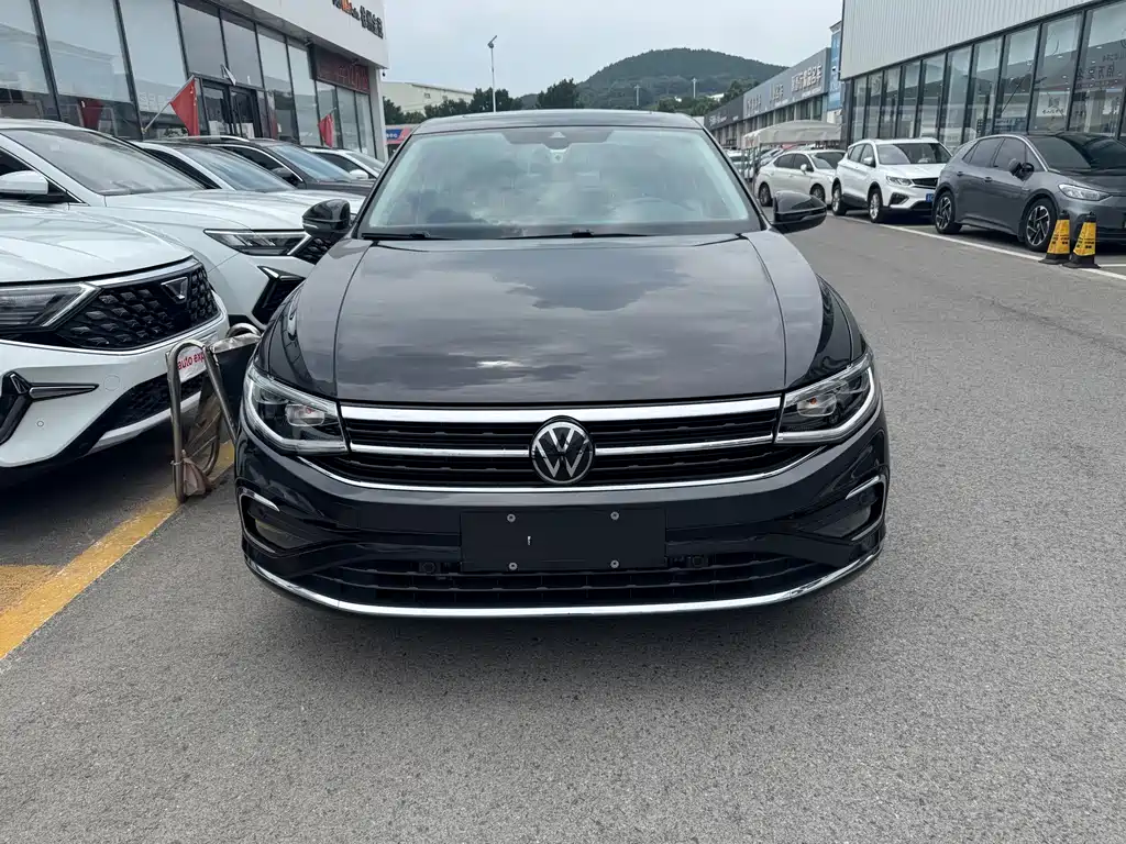 Volkswagen Bora 2024