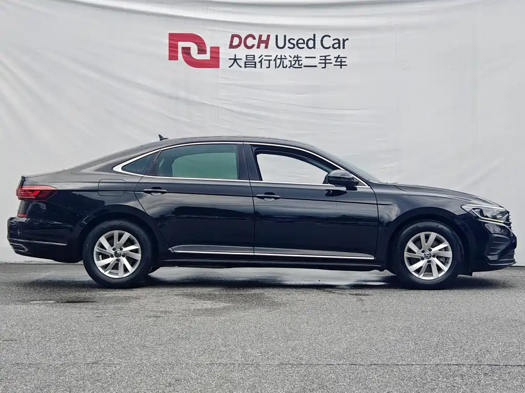 Volkswagen Passat 2022
