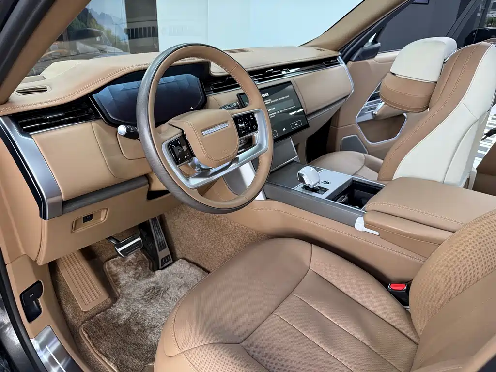 Land Rover Range Rover 2024 — фото 10