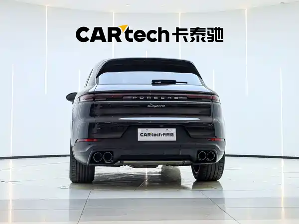Porsche Cayenne 2024