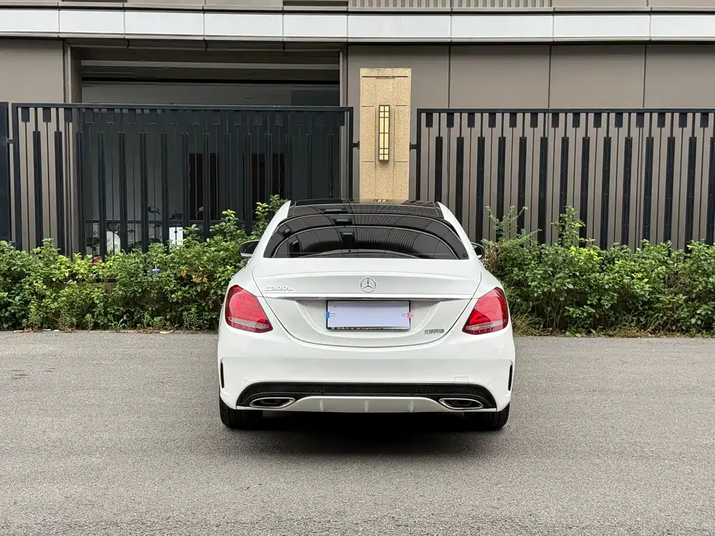 Mercedes-Benz C-Class 2018