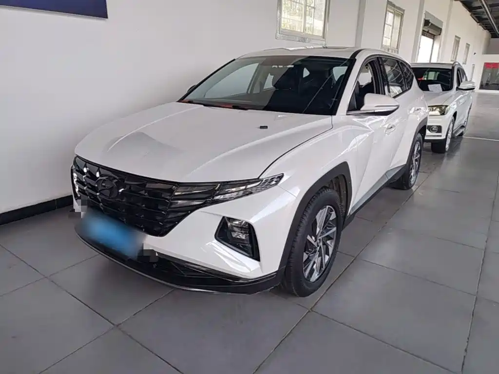 Hyundai Tucson 2022 — фото 2