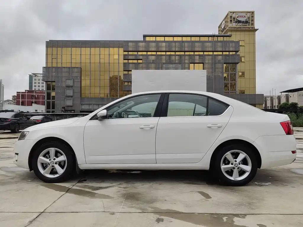 Skoda Octavia 2014