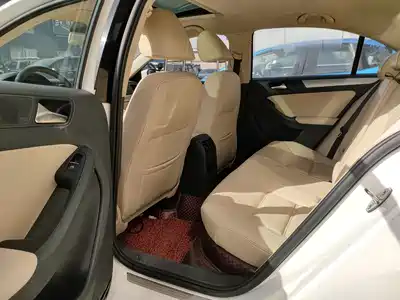 Volkswagen Sagitar 2014