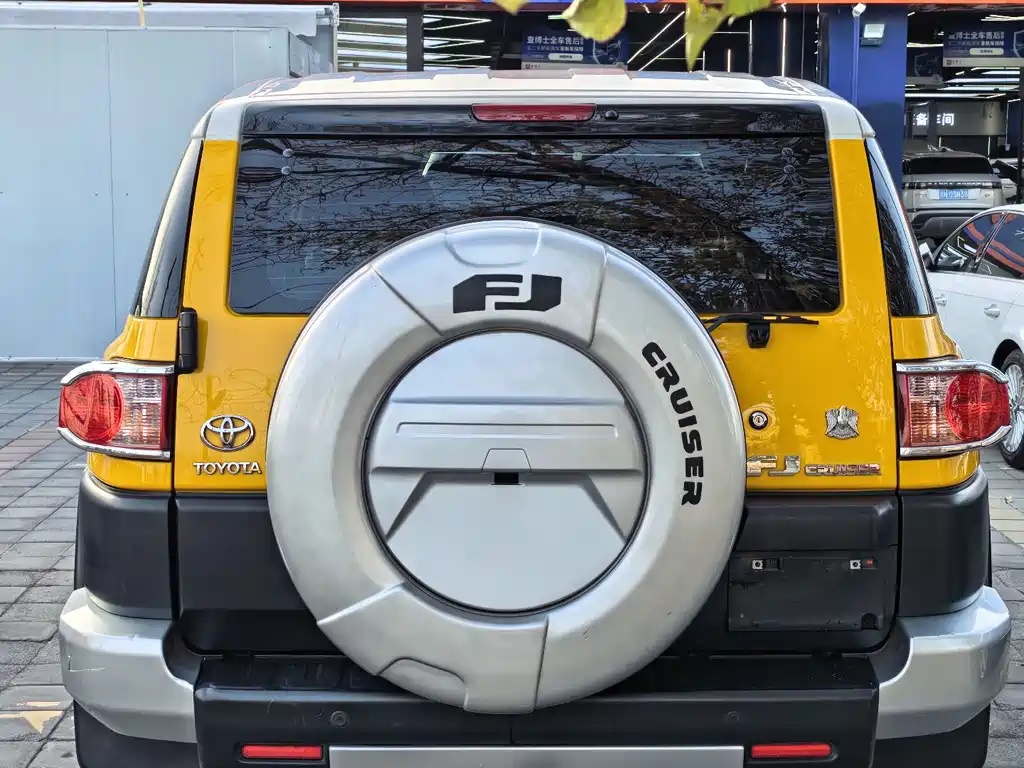 Toyota FJ Cruiser 2019 — фото 25