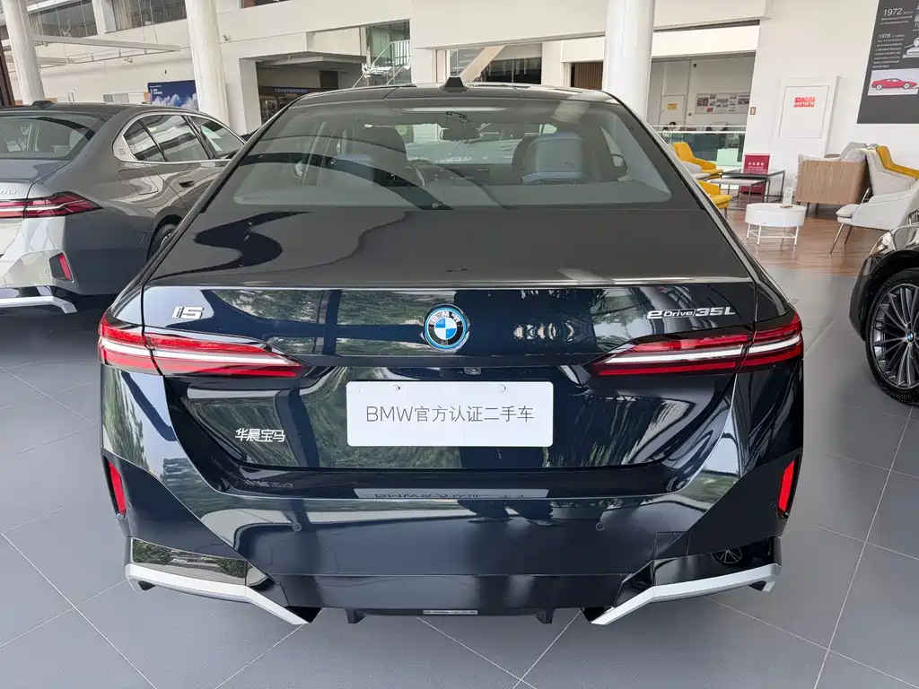 BMW i5 2025 — фото 5