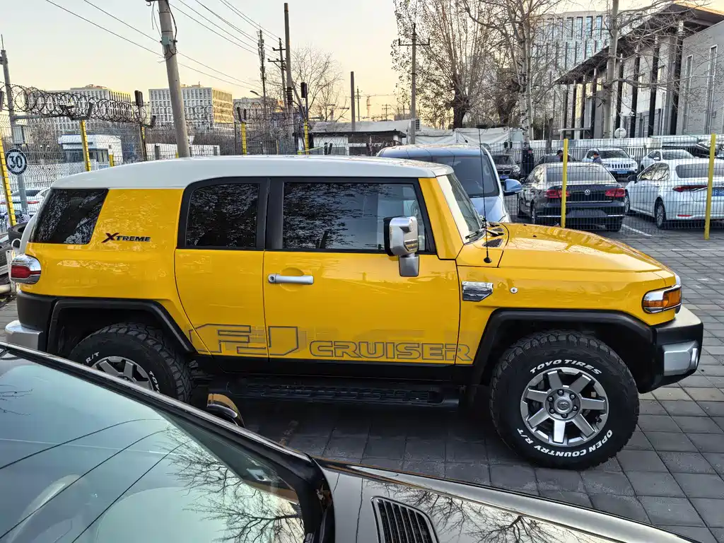Toyota FJ Cruiser 2019 — фото 23