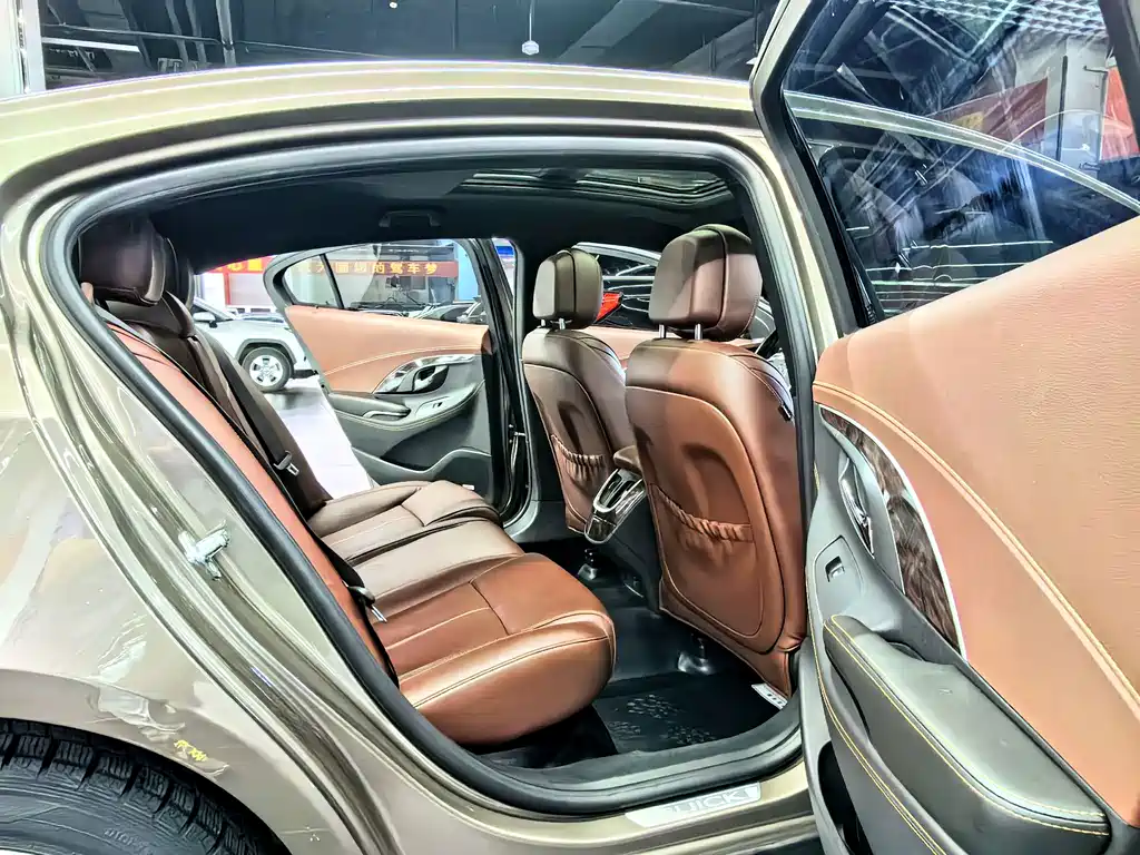 Buick LaCrosse 2015 — фото 8