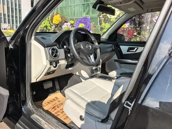 Mercedes-Benz GLK-Class 2015