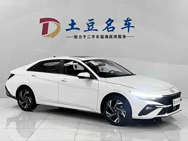 Hyundai Elantra 2026