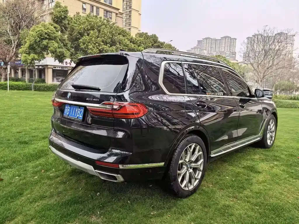 BMW X7 2022 — фото 18