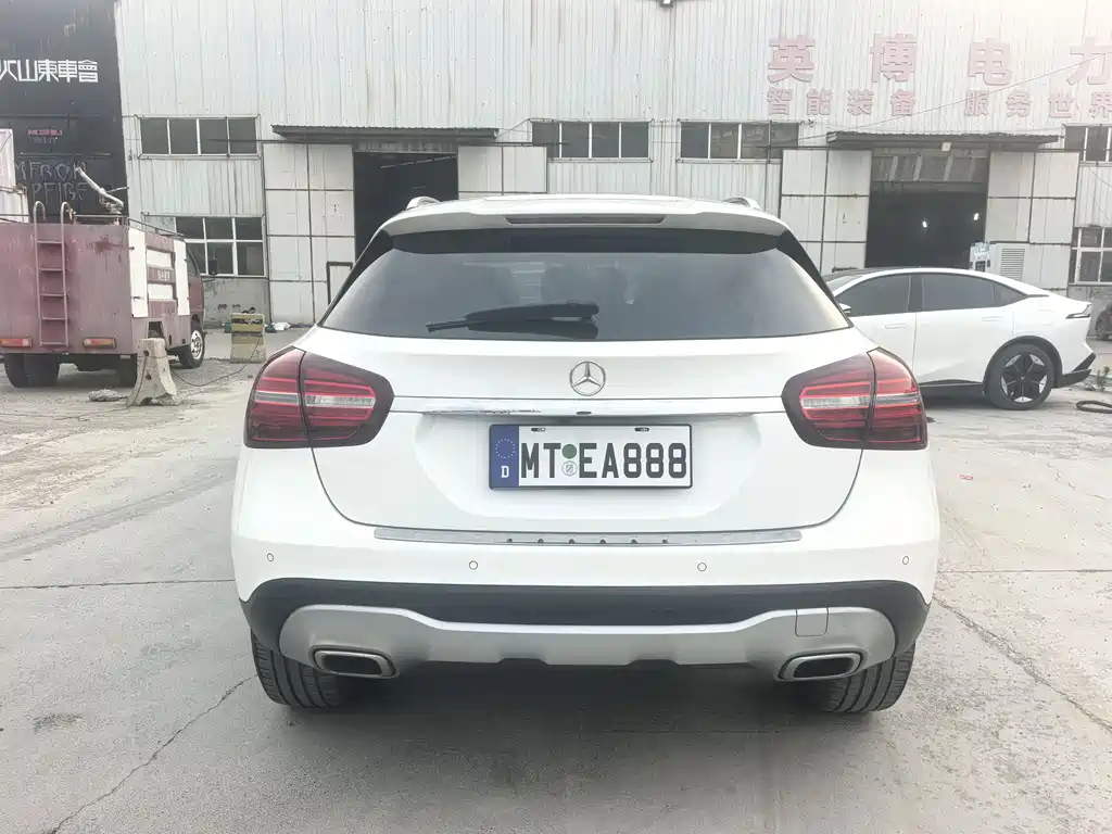 Mercedes-Benz GLA 2019