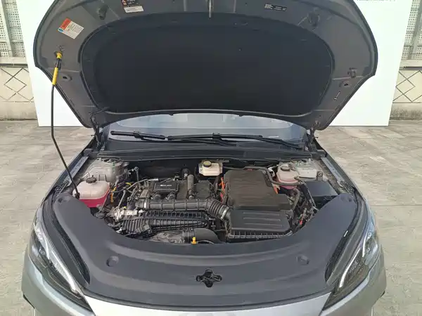 BYD Seal 05 DM-i 2025