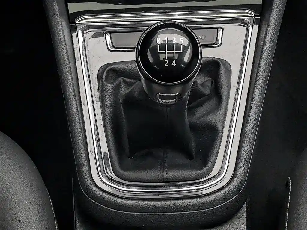 Volkswagen Bora 2017 — фото 13