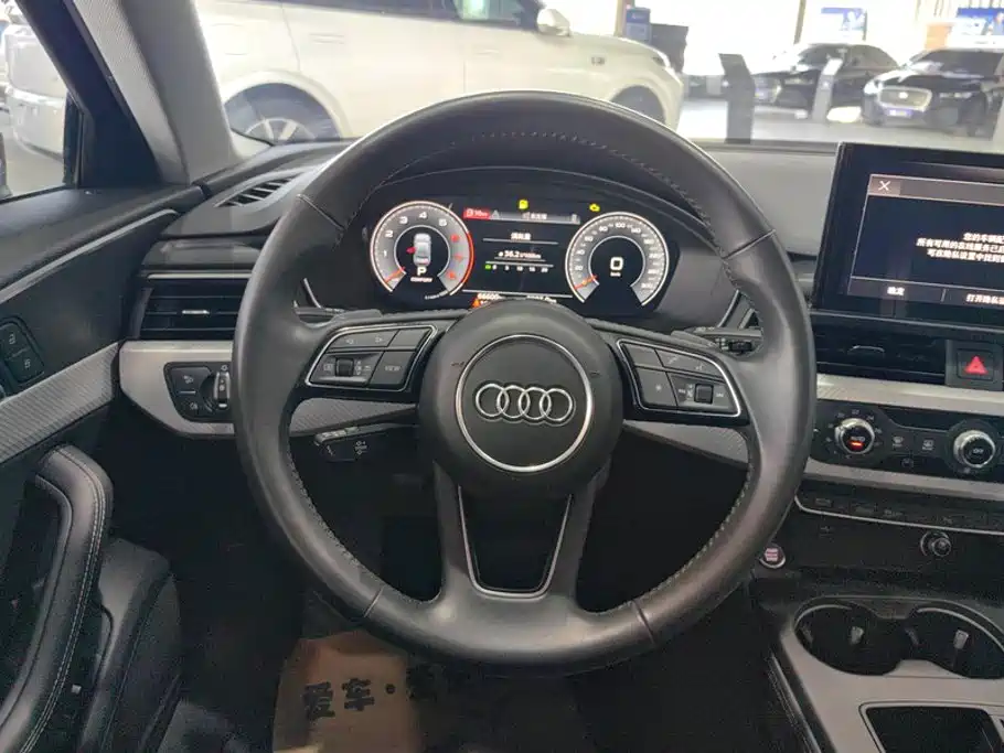 Audi A4L 2021 — фото 15