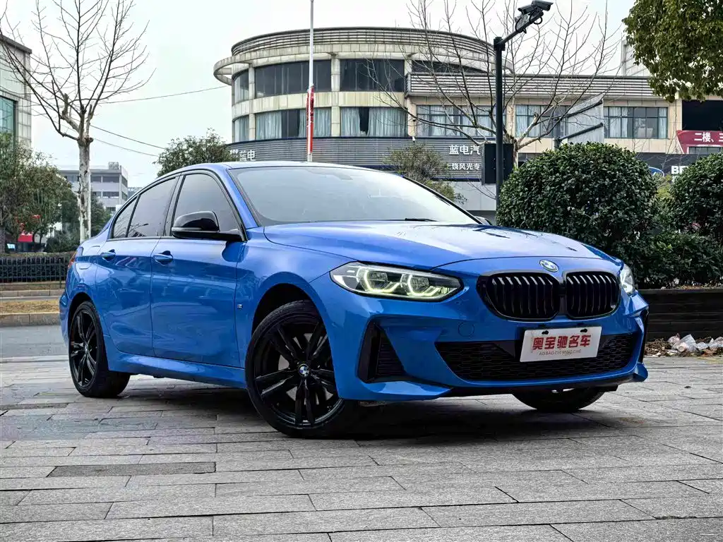 BMW 1 Series 2021