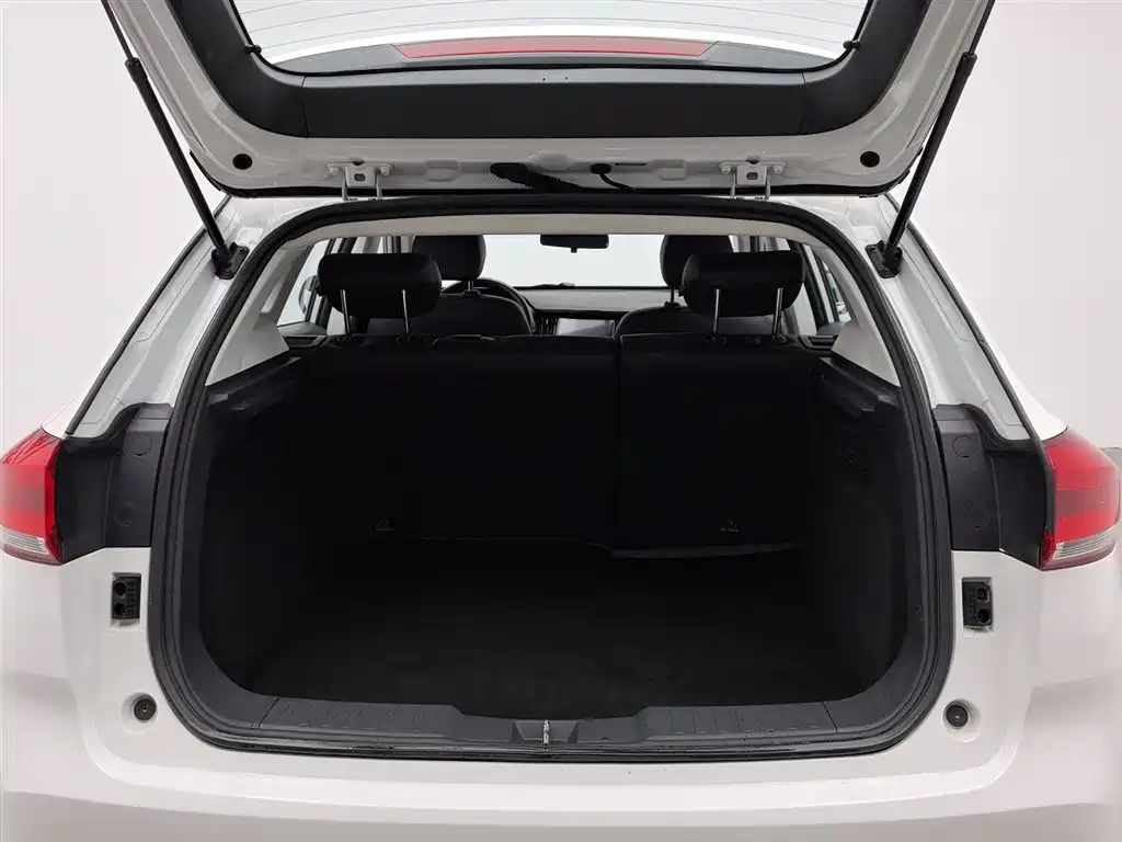 Haval H2s 2018 — фото 16