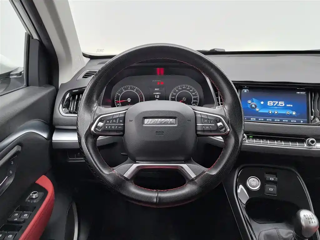 Haval H2s 2018 — фото 11