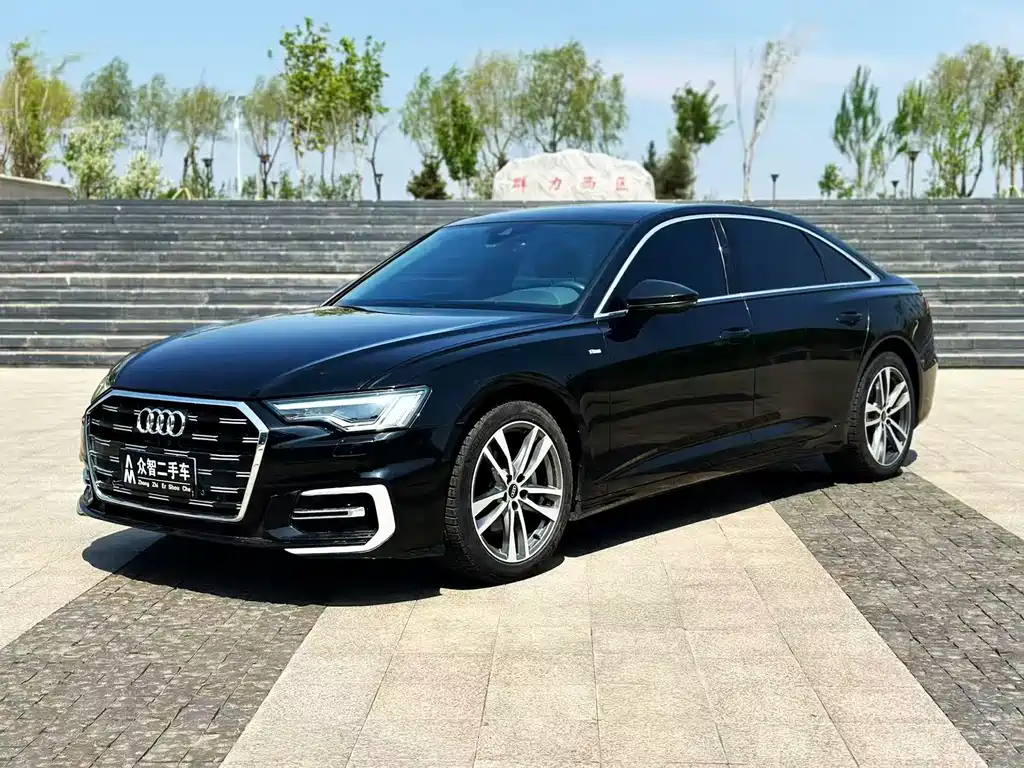 Audi A6L 2023 — фото 1