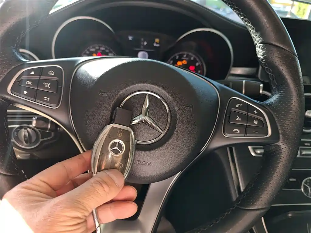 Mercedes-Benz C-Class 2018 — фото 18