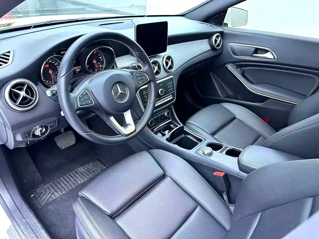 Mercedes-Benz CLA 2018 — фото 5