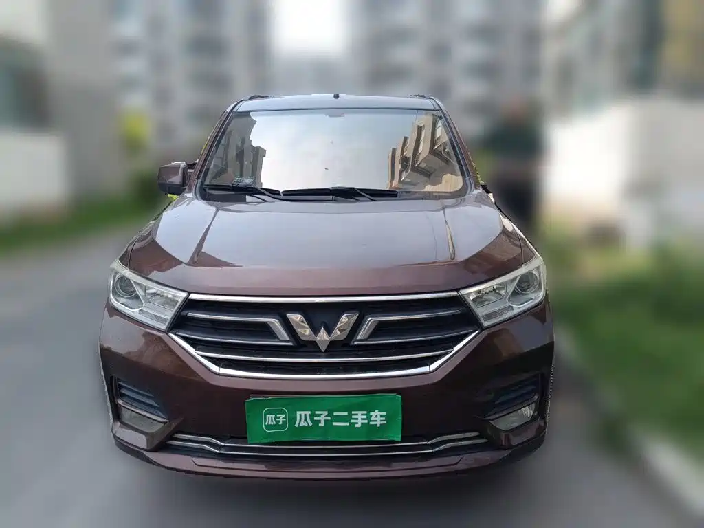 Wuling Hongguang 2019 — фото 24
