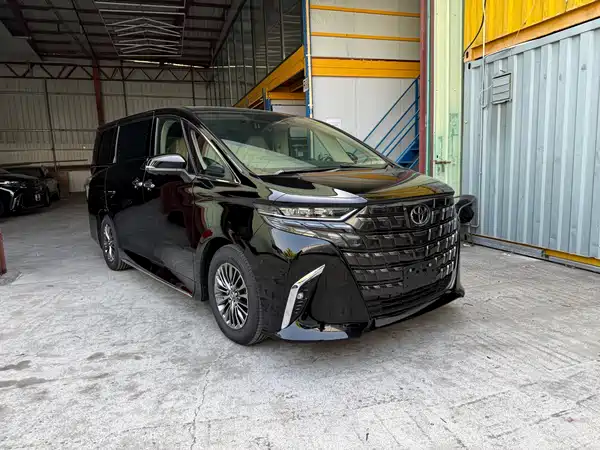 Toyota Alphard 2025